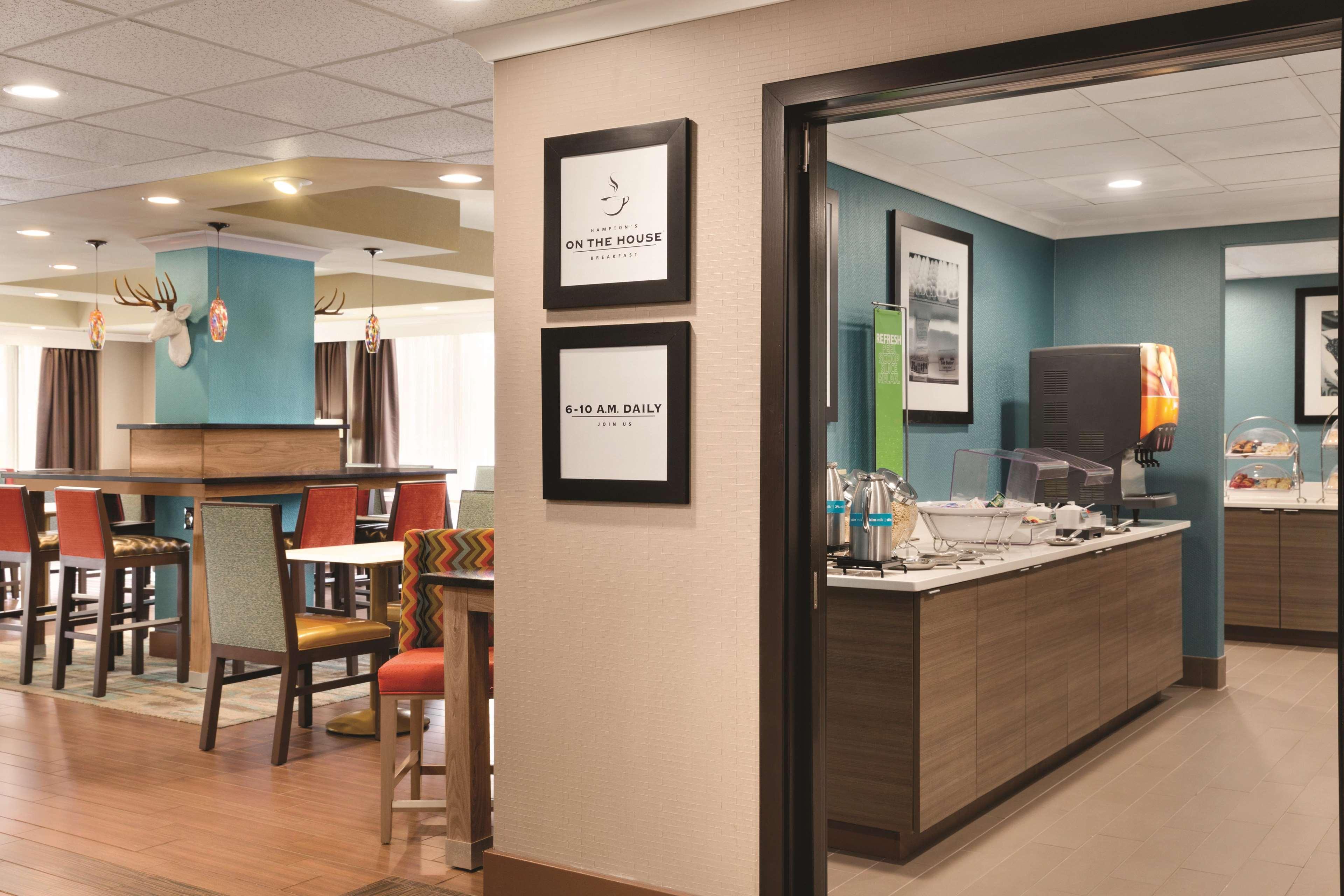 Hampton Inn Atlanta-Buckhead Exteriör bild